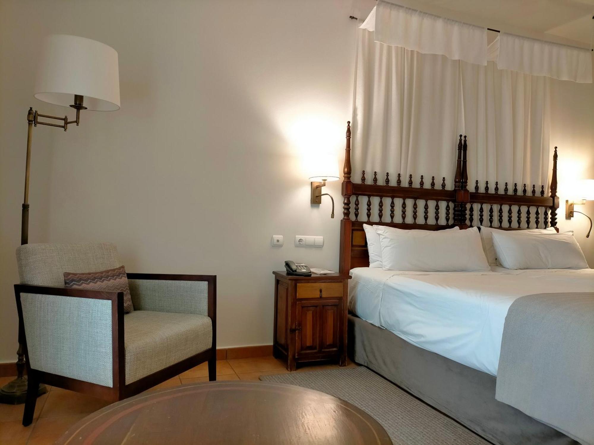 Parador de Benavente Bagian luar foto